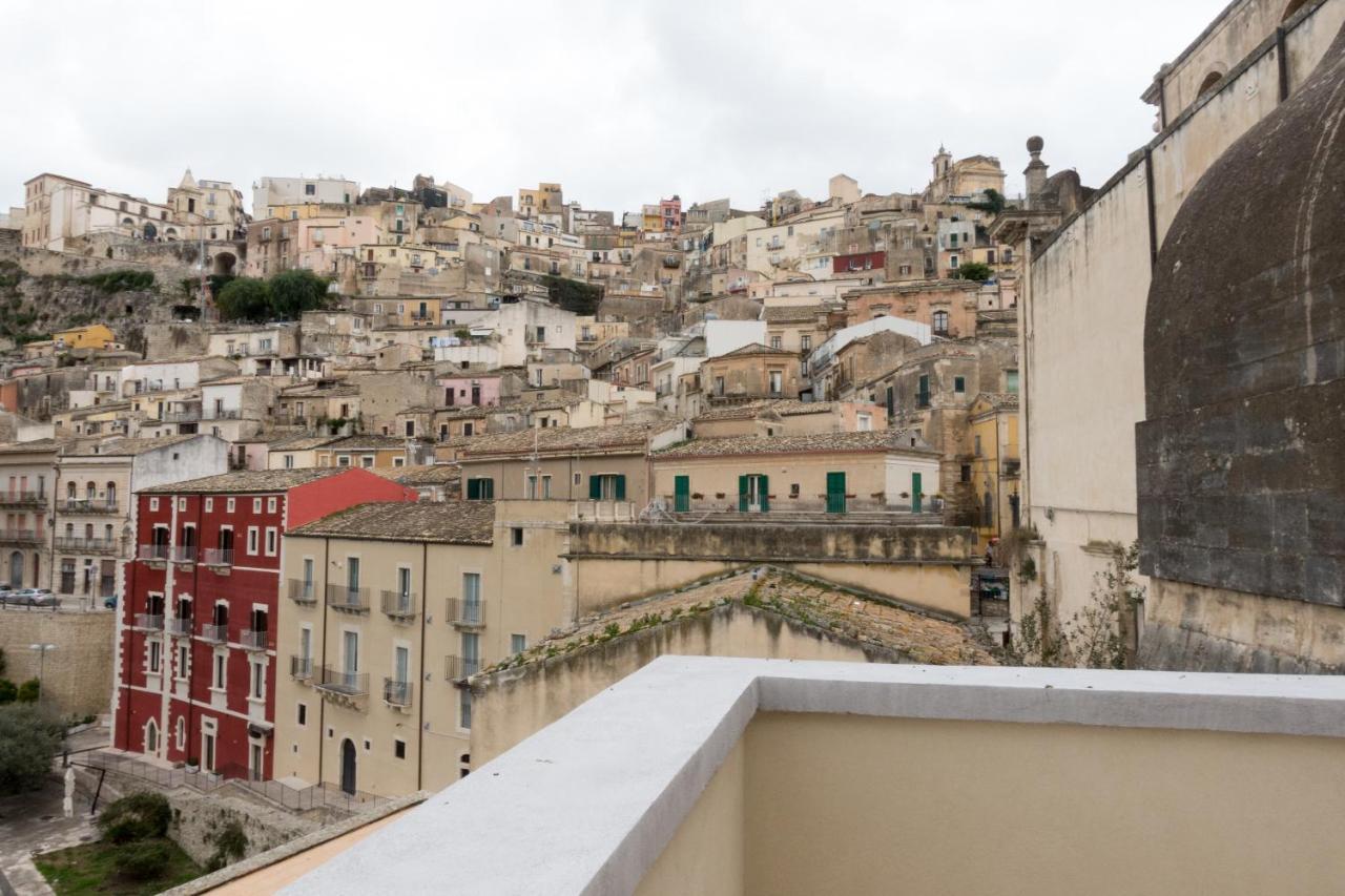 Aquila Sveva Domus Villa Ragusa Eksteriør billede